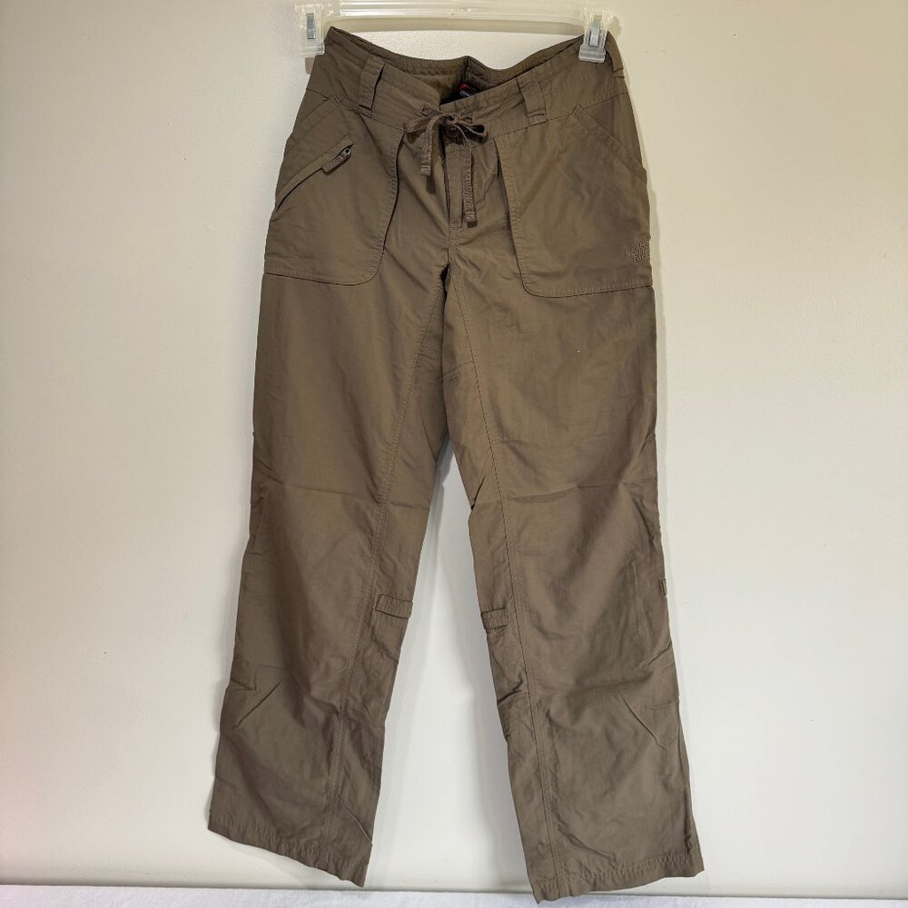 🎉😀CLEARANCE SALE!!😀🎉THE NORTH FACE Nylon Pants